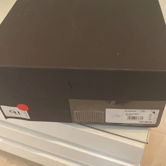 Valentino sneakers - Picture 3 of 8